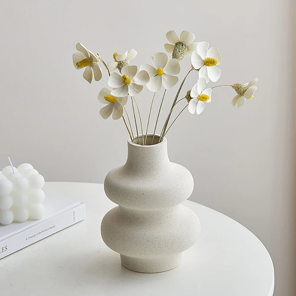 Nordic Style Ceramic Vase - Elegance and Sophistication for your Decoration